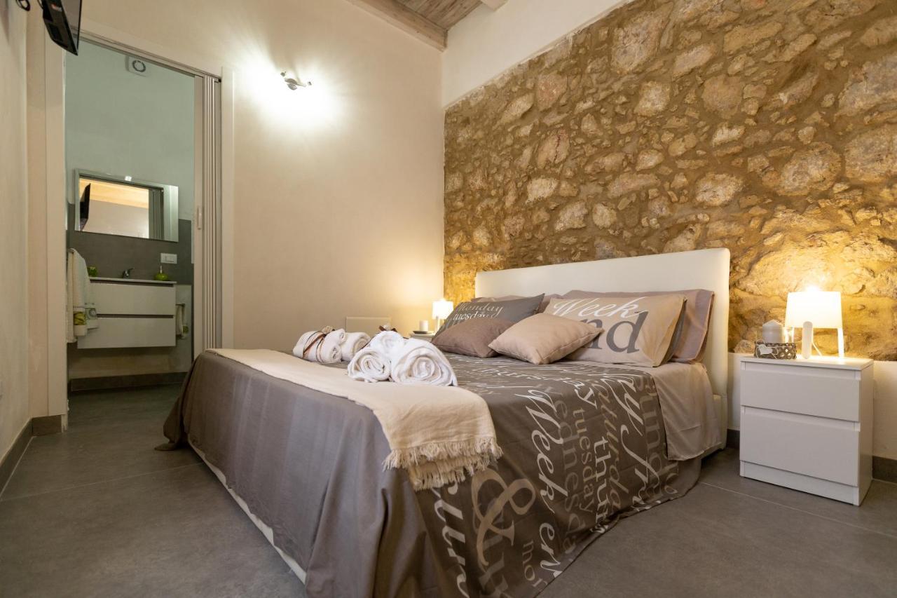 Ma-Ri House Apartment Syracuse Ngoại thất bức ảnh