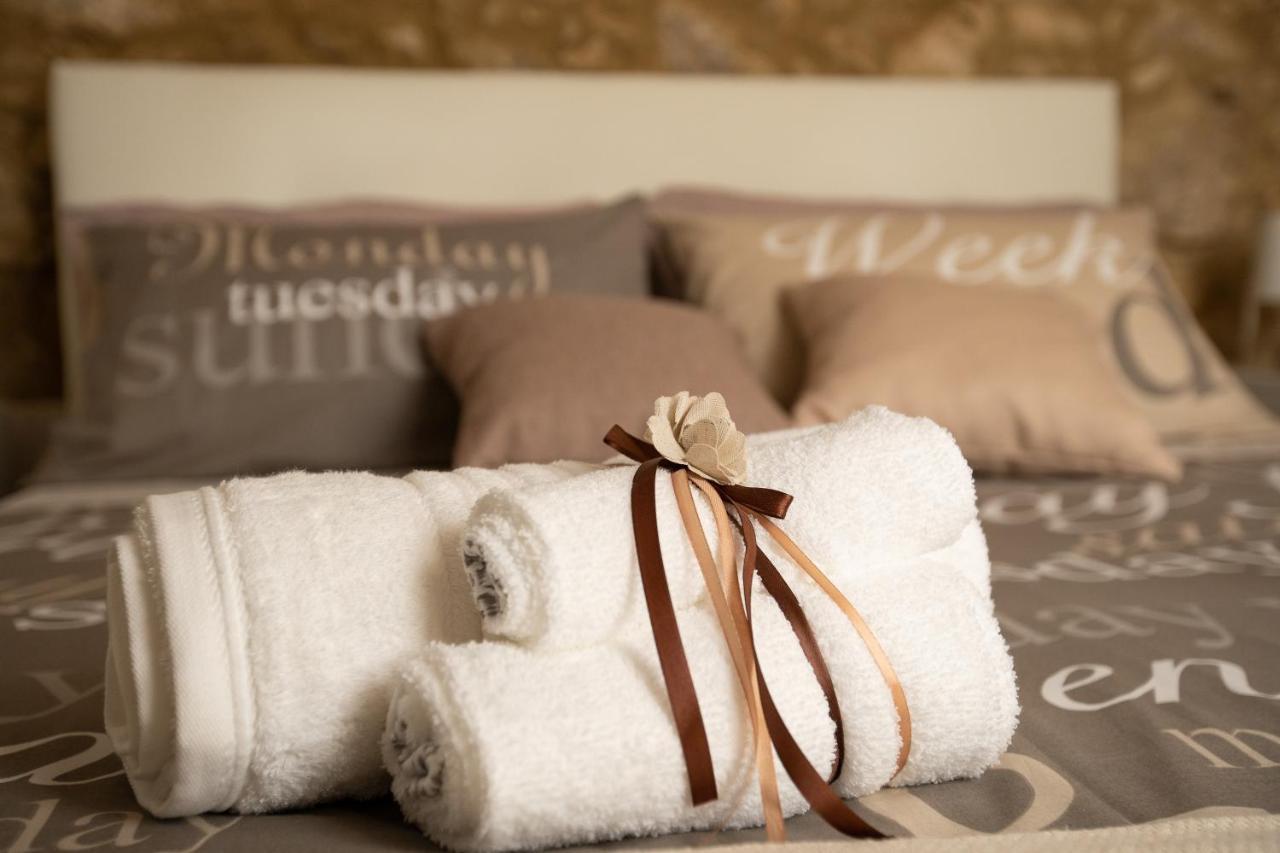 Ma-Ri House Apartment Syracuse Ngoại thất bức ảnh