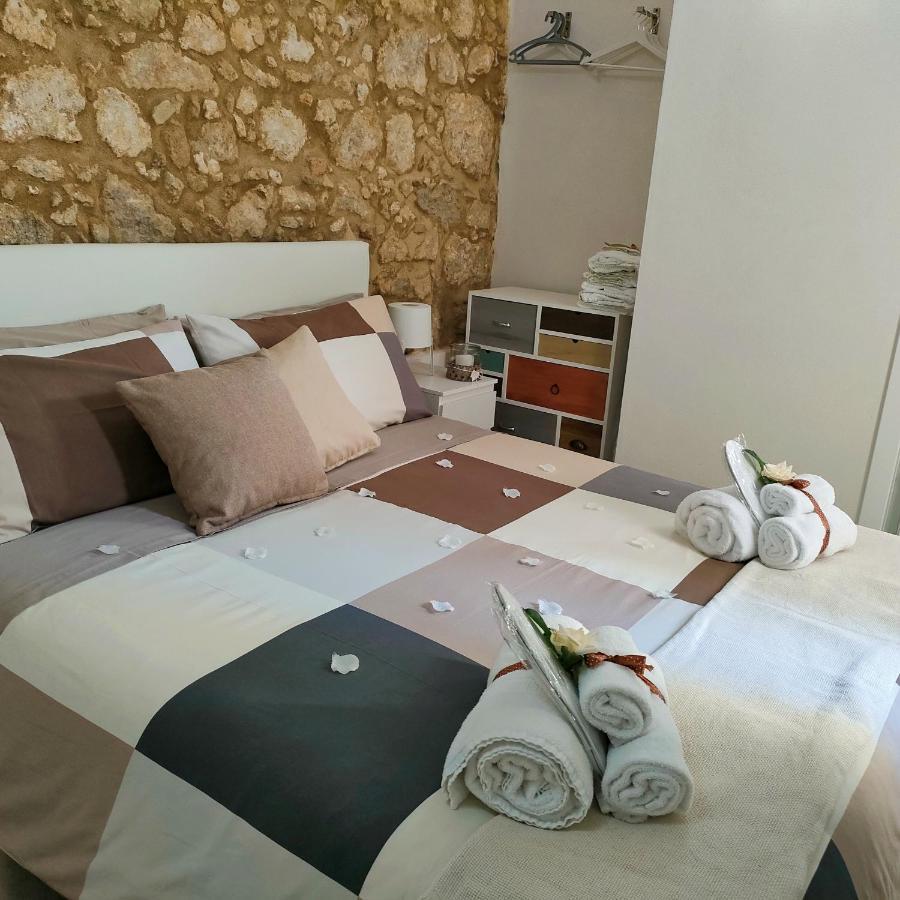 Ma-Ri House Apartment Syracuse Ngoại thất bức ảnh
